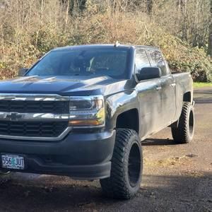 Meet your Posher, Austin